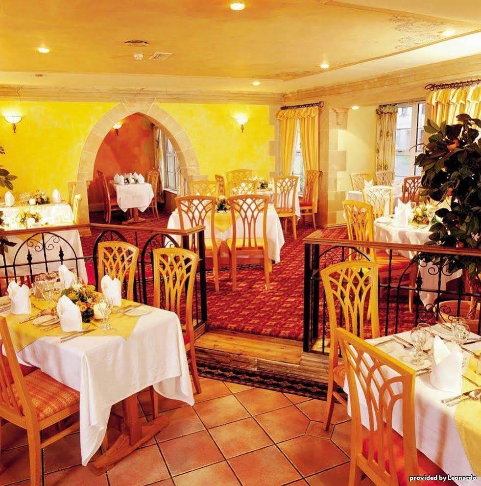 Sligo Southern Hotel & Leisure Centre Restaurant photo